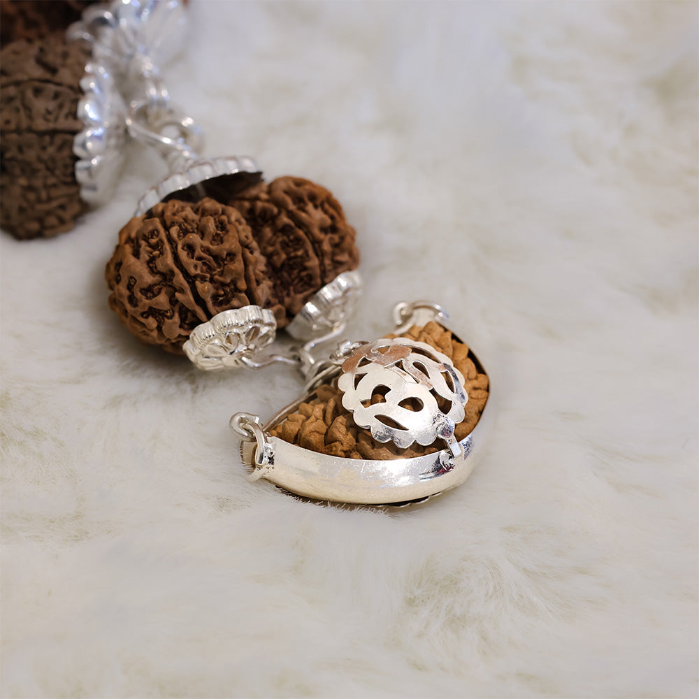 Divine Hindu’s most powerful Rudraksha Mala for advanced seekers