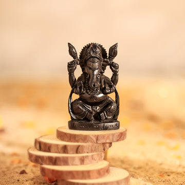 Divine Hindu Lord Ganesh Karungali Idol with Waving Stole– Ebony Wood