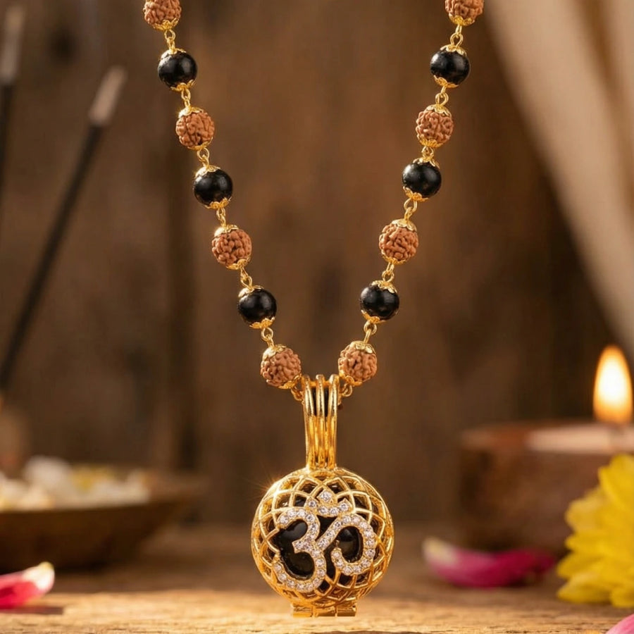 Rudraksha Karungali Mala with Karungali Bead