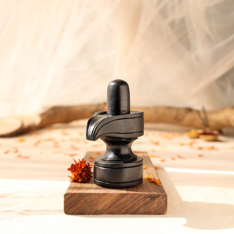 Divine Hindu Shivling Karungali Idol – Ebony Wood