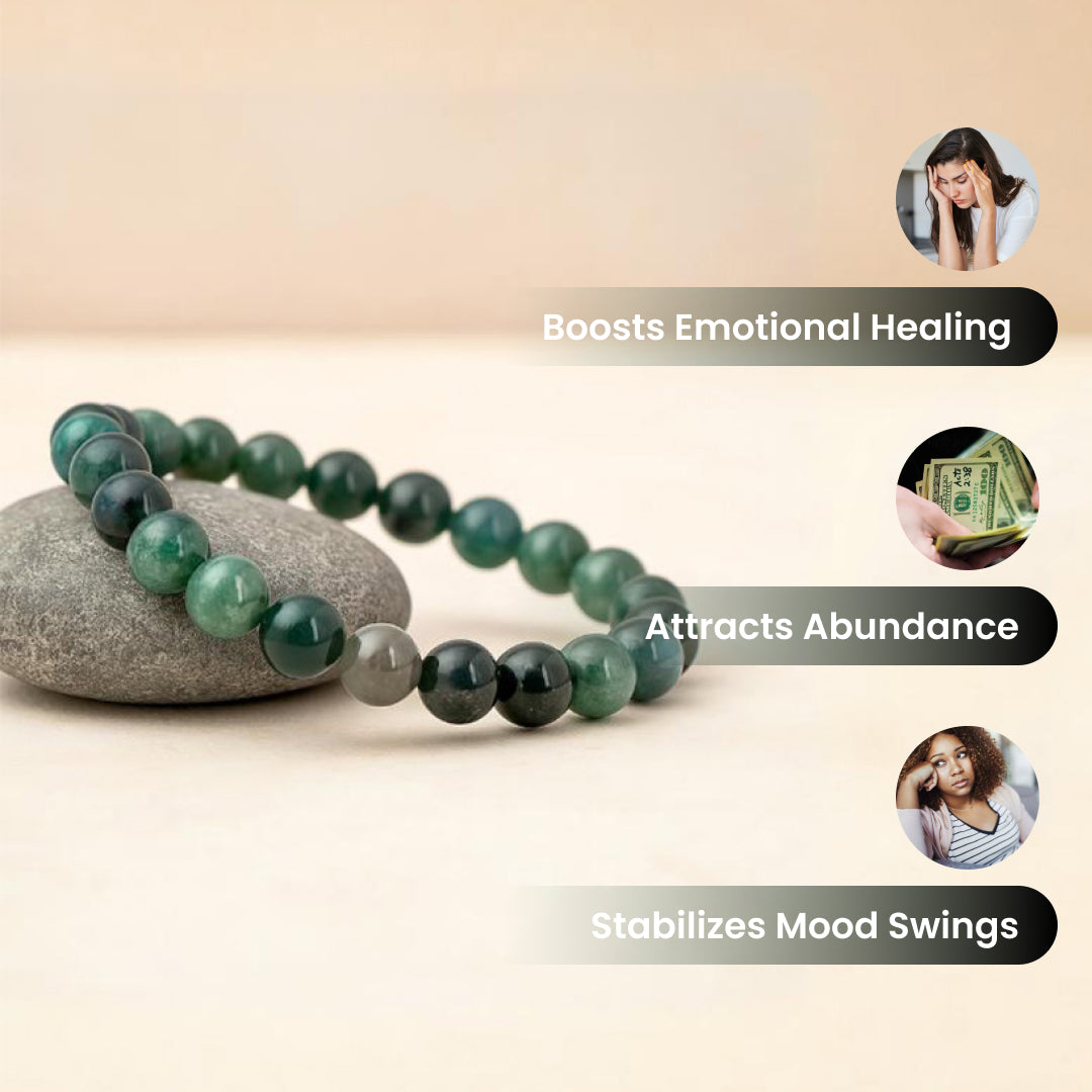 Moss agate stone opens and aligns the heart chakra, fostering love, compassion, and inner harmony.