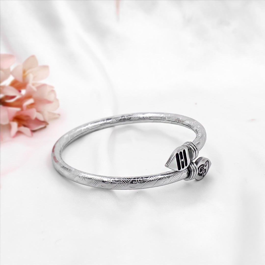 Premium Murugan Vel Kada Spiritual Jewelry for Strength