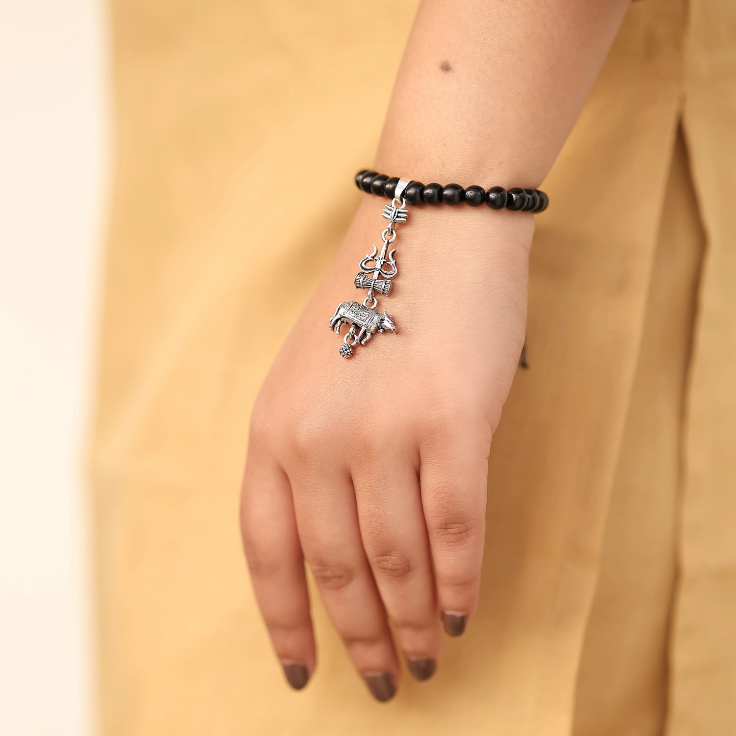 Karungali Malai Bracelet with Shiv Nandi Trishul
