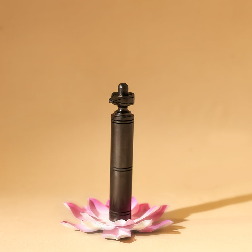 Karungali Kattai Shivling