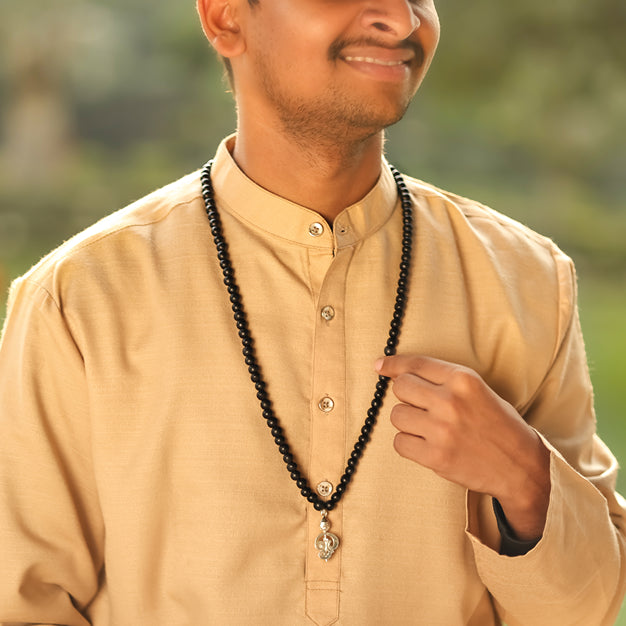 Karungali Malai with Vel Pendant