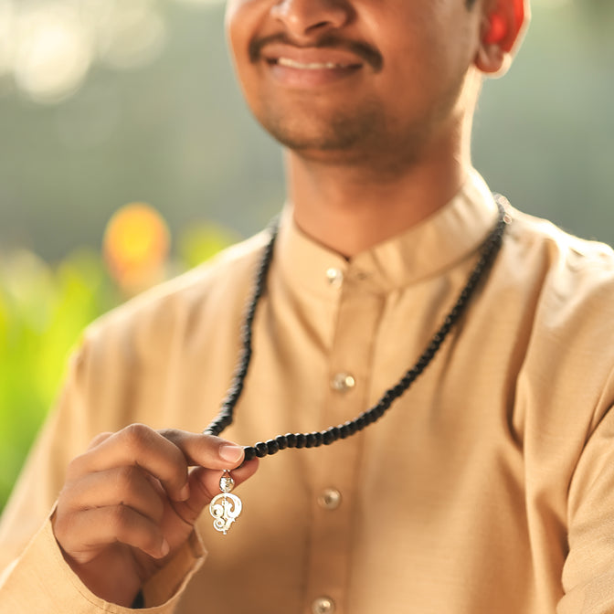 Karungali Malai with Vel Pendant