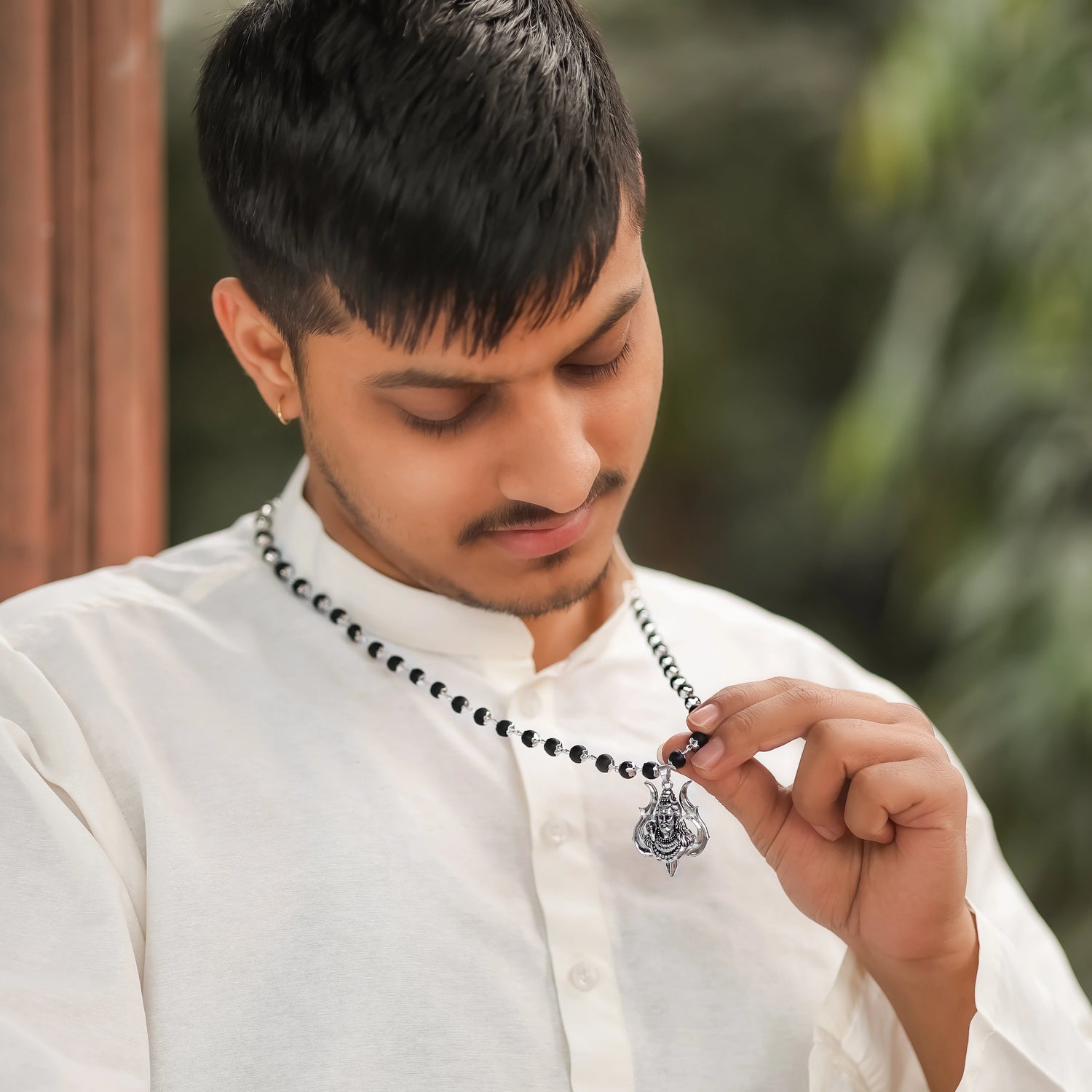 Mahadev Mukh Karungali Pendant in SIlver Finish