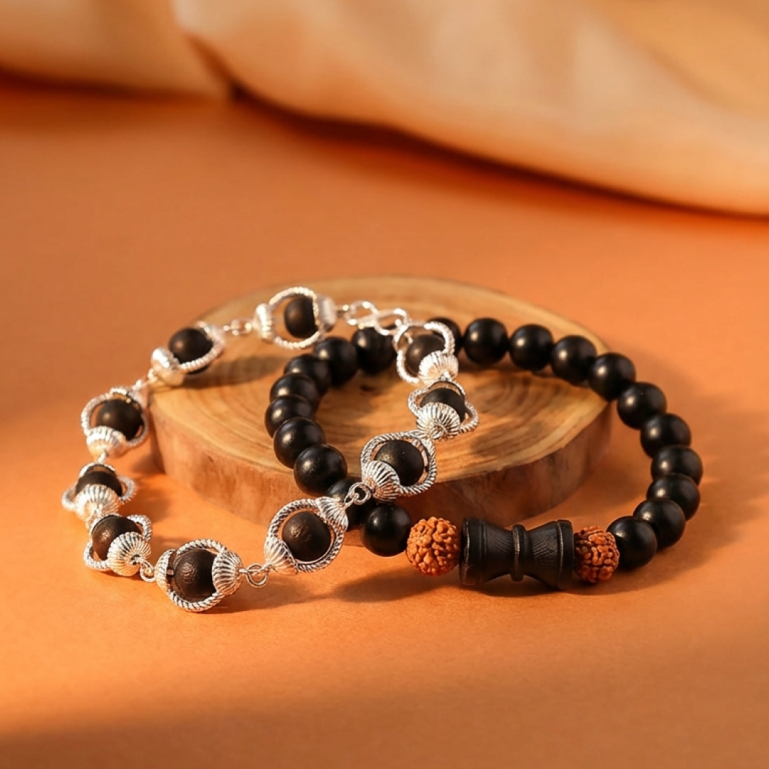 Karungali Silver Cap Bracelet & Rudraksha Damru Combo (Govt. Certified)