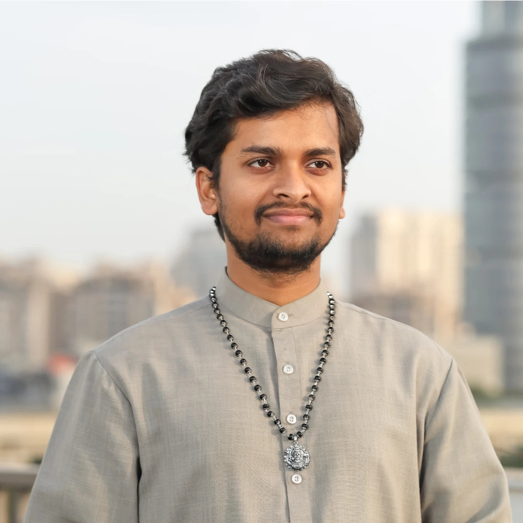 Lord Murugan Face Pendant with Silver Capped Karungali