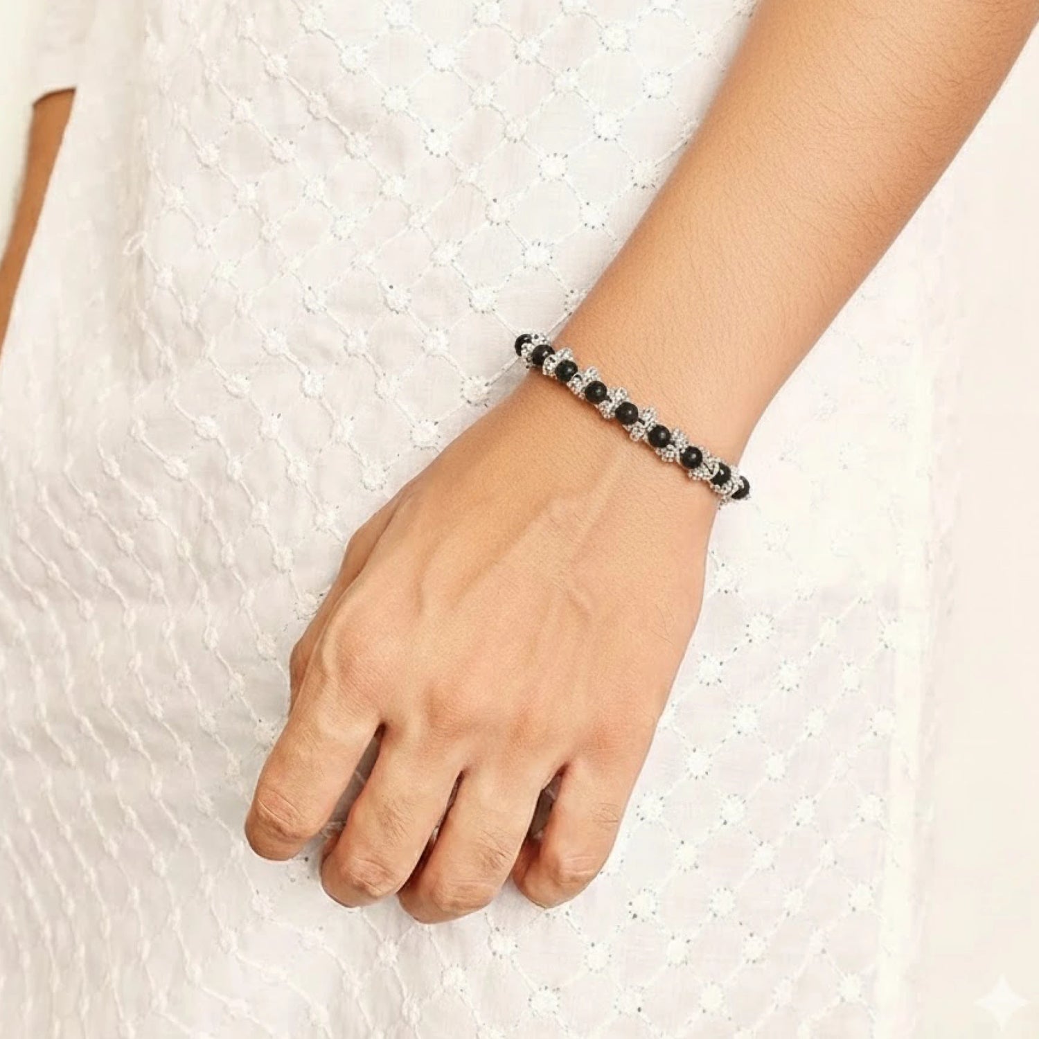 Karungali Beads Floral Silver Bracelet