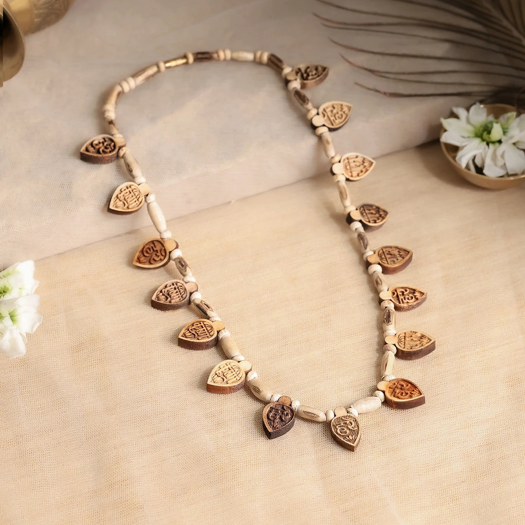 Maha Mantra Tulsi Mala | 16 Petals for Devotion and Peace