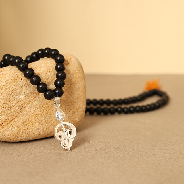 Karungali Malai with vel pendant 8mm