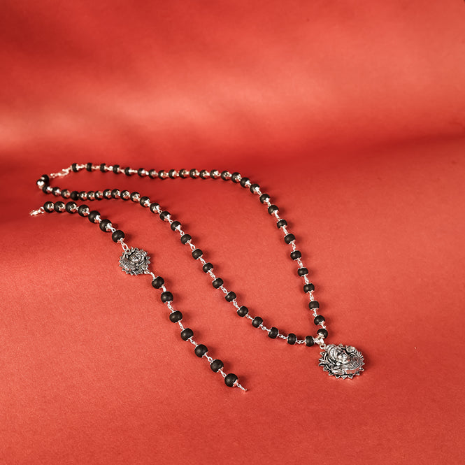 Lord Murugan Silver-Capped Karungali Combo (Pendant & Bracelet) Hero