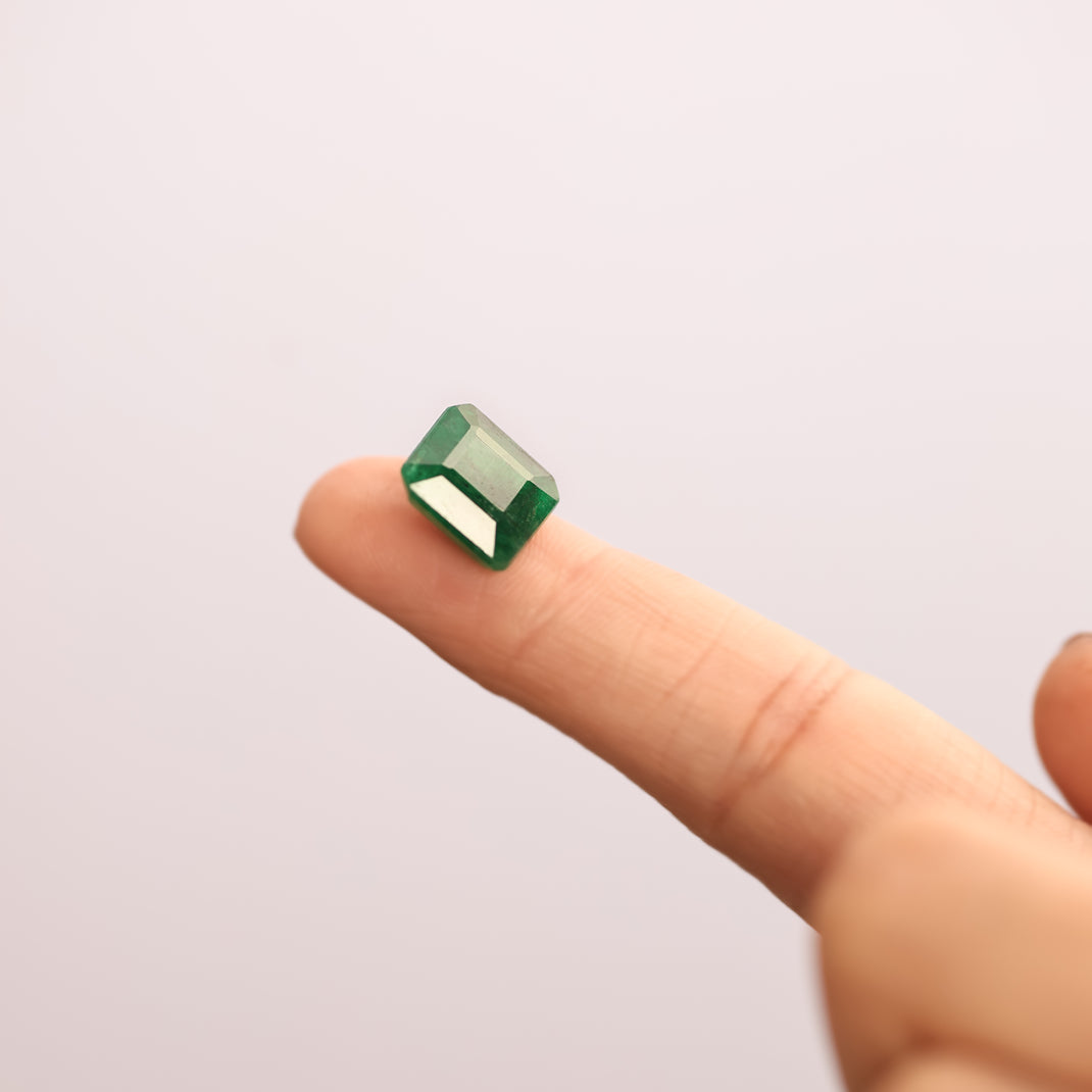 Natural Emerald Gemstone (Panna)
