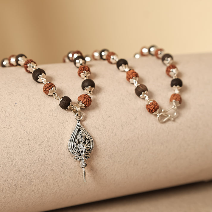 Rudraksha Karungali Malai in Silver-Cap with Lord Murugan Shastra Pendant 54B
