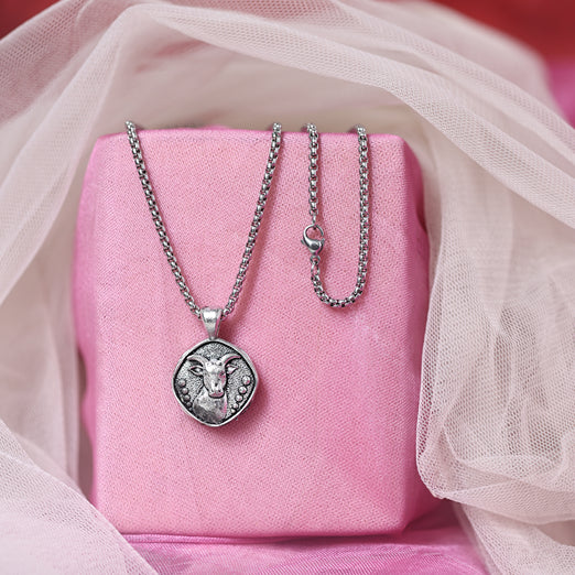 Capricorn (Makar) Rashi Pendant