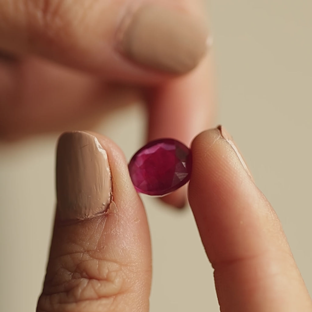 Natural Gemstone: Ruby (Maanik) Video