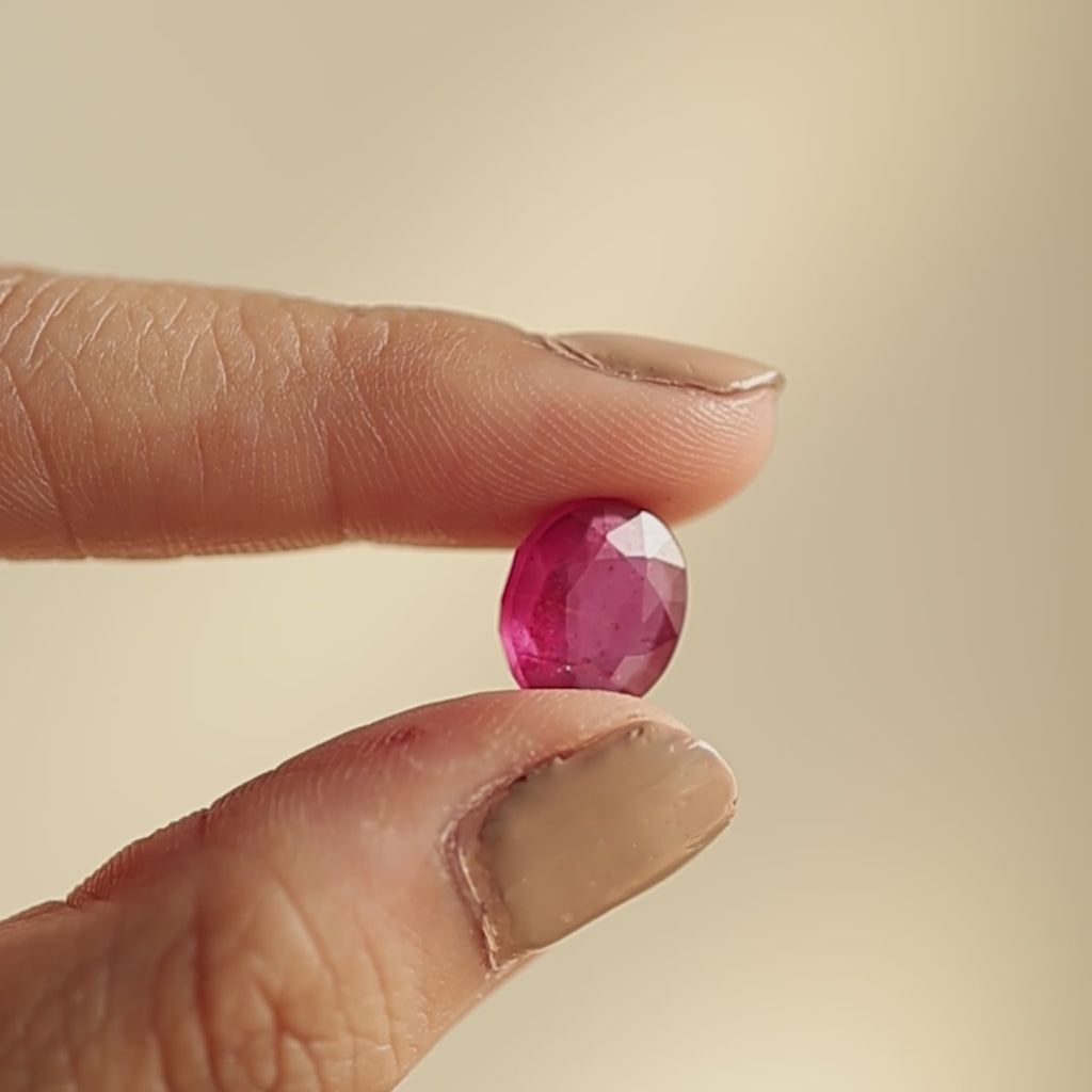 Natural Gemstone: Ruby (Maanik) Video